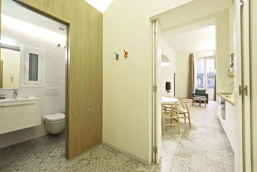 Uma Suites Pau Claris Barcelona Bagian luar foto