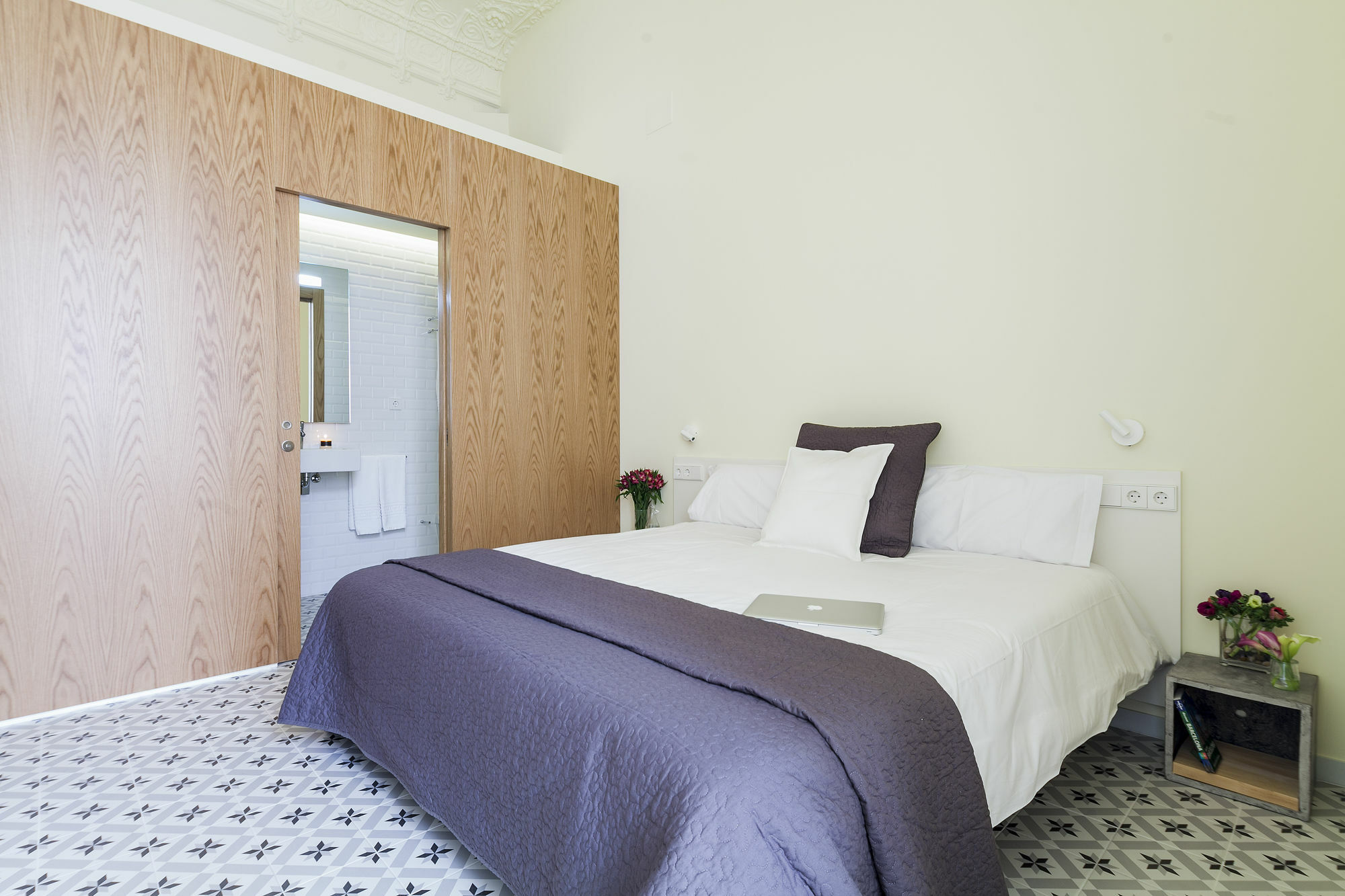 Uma Suites Pau Claris Barcelona Bagian luar foto